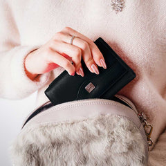 Women’s Leather Trifold Wallet Slim Travel Organizer
